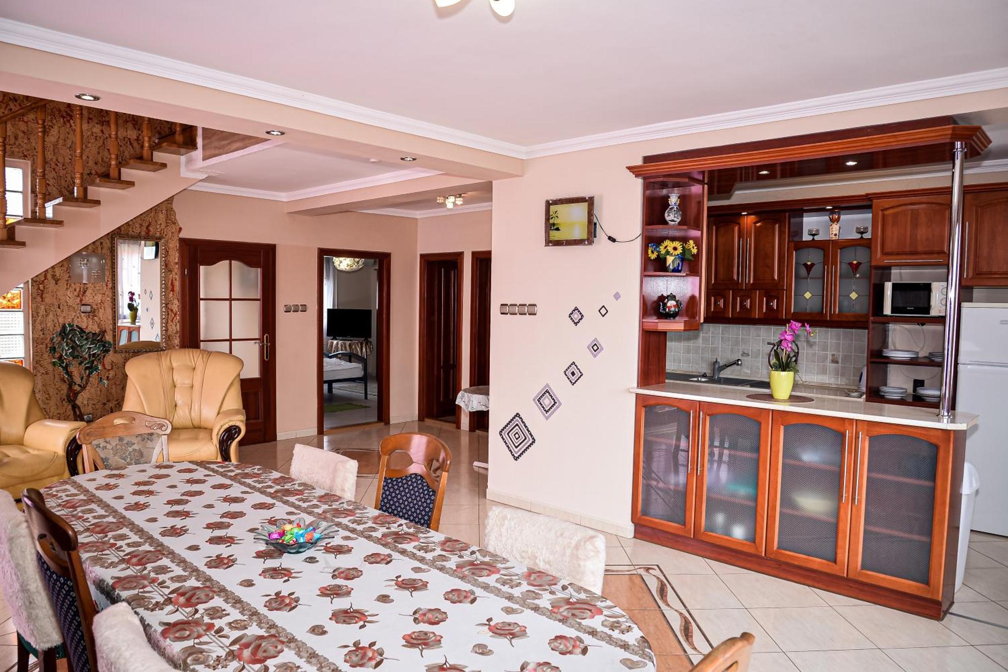 Hajnal Apartman Hajduszoboszlo Exterior photo